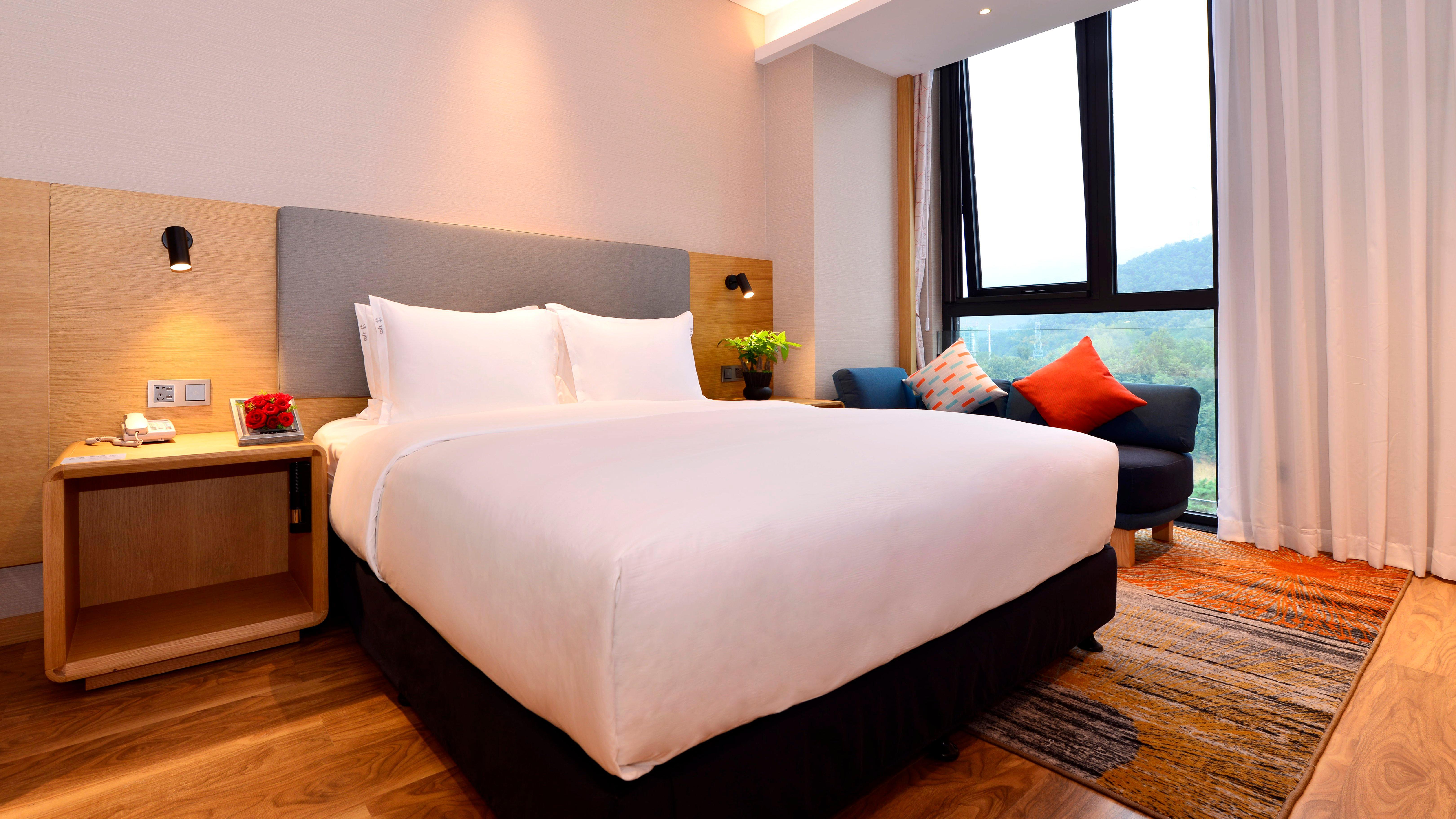 Holiday Inn Express Luanchuan By Ihg Exterior foto